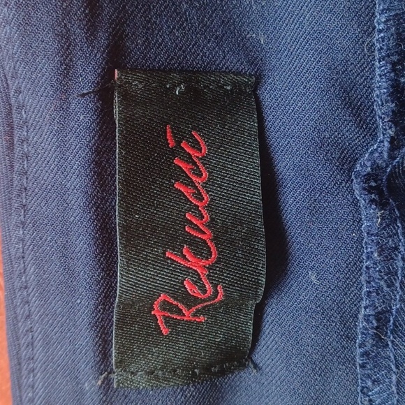 Rekucci women’s Navy Skinny slacks, stretchy, high waist - Picture 5 of 7